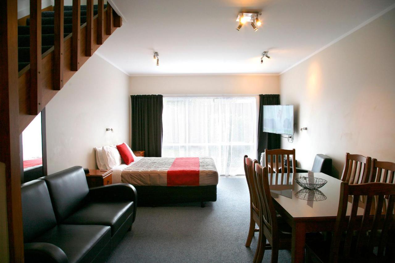 Touchwood Motor Lodge Pukekohe Buitenkant foto