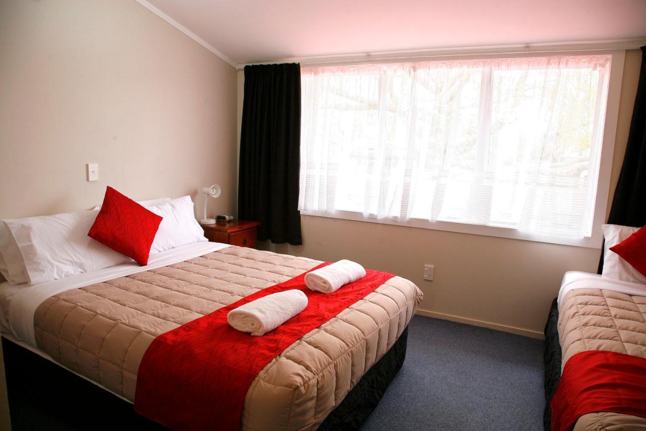 Touchwood Motor Lodge Pukekohe Buitenkant foto