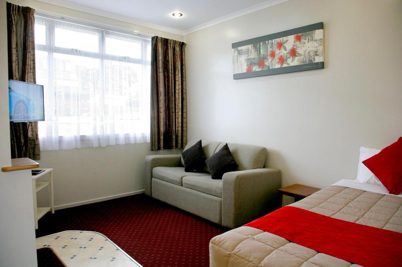 Touchwood Motor Lodge Pukekohe Buitenkant foto
