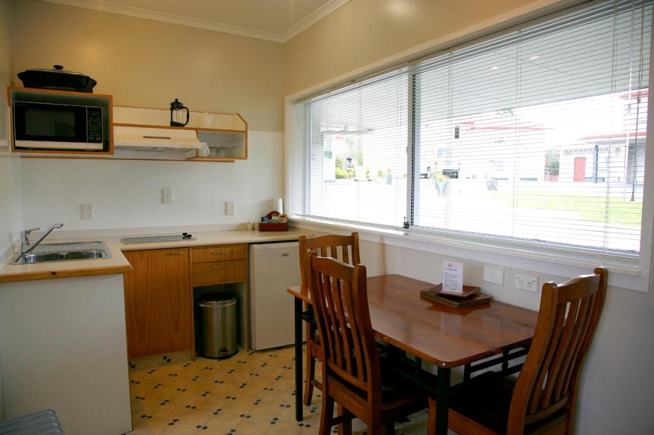 Touchwood Motor Lodge Pukekohe Buitenkant foto