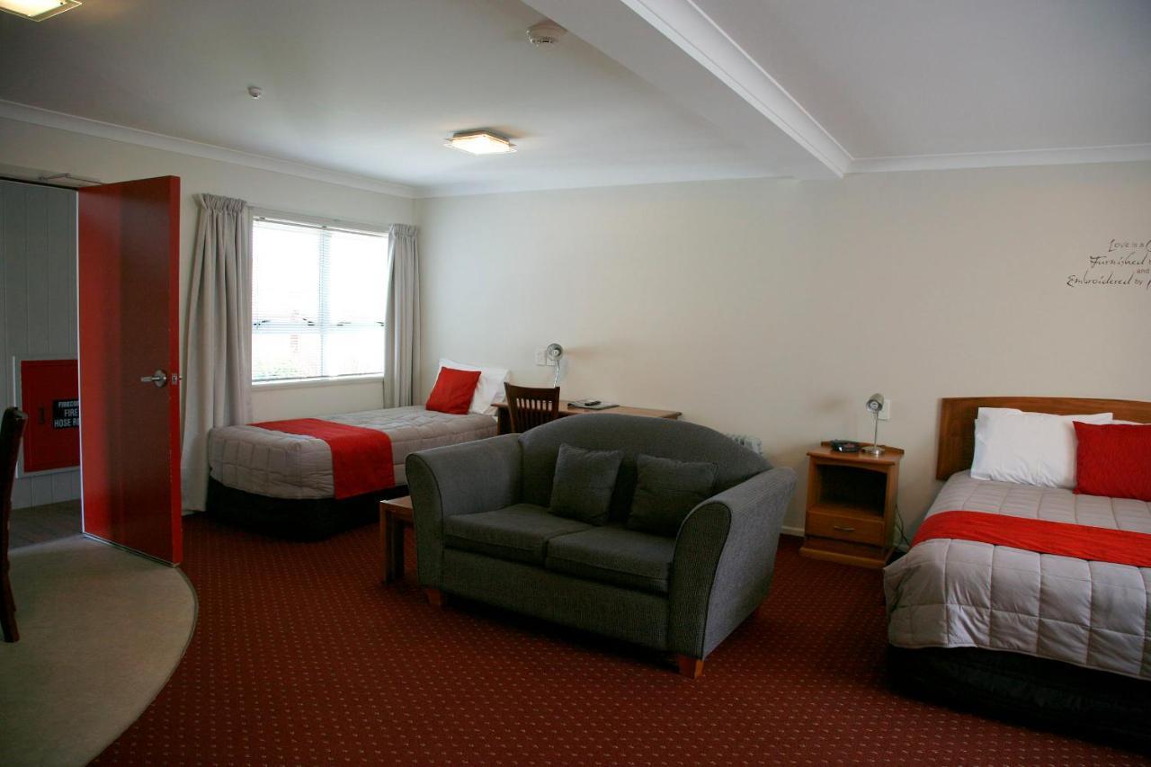 Touchwood Motor Lodge Pukekohe Buitenkant foto